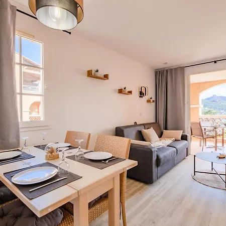 Appartement Résidence Le Village De Cap Esterel - Maeva - Cosy 2 Pièces 4 Personnes - Prestige - Super Mae-2121
