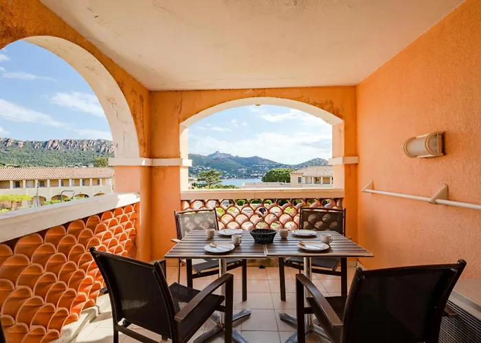 Le Village De Cap Esterel - Maeva - Cosy 2 Pieces 4 Personnes - Prestige - Super Mae-2121 *