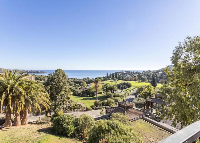 Апартаменты Le Village De Cap Esterel - Maeva - Cosy 2 Pieces 4 Personnes - Prestige - Super Mae-2121 Сен-Рафаэль